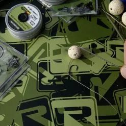 Radical WaryCarp Link Coated 25 L: 20m 11,3kg / 25lbs Camou-olive -Aas & Voer Winkel 2675 D5 scaled 1