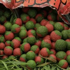 Radical Red Monster Boilie Ø 16mm 1kg -Aas & Voer Winkel 3667001 002 D3 scaled 1